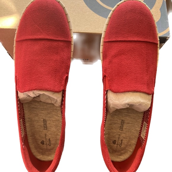 Bundle of 2 by Clarks Shoes Rouge Slip-on size 9M\9W - Picture 5 of 5